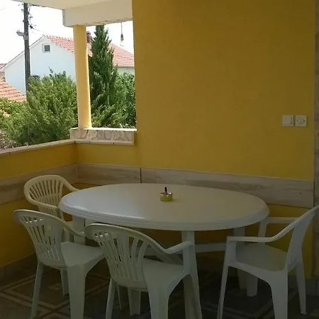 With A Parking Space - 12299 Apartman *